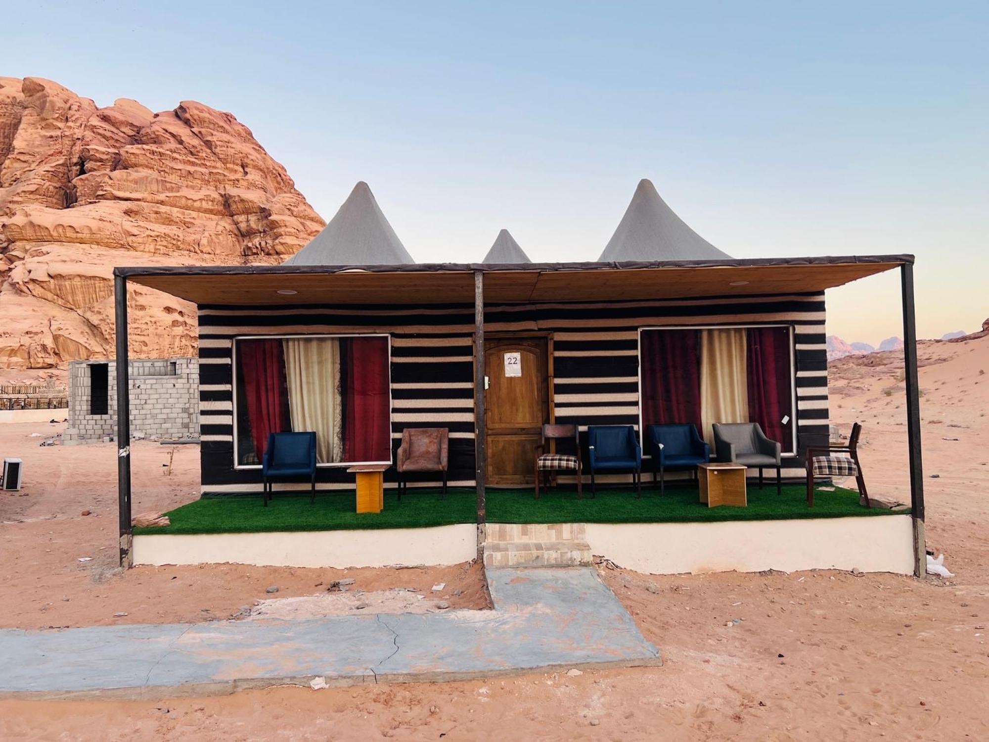 Revan Rum Luxury Camp Wadi Rum Bagian luar foto