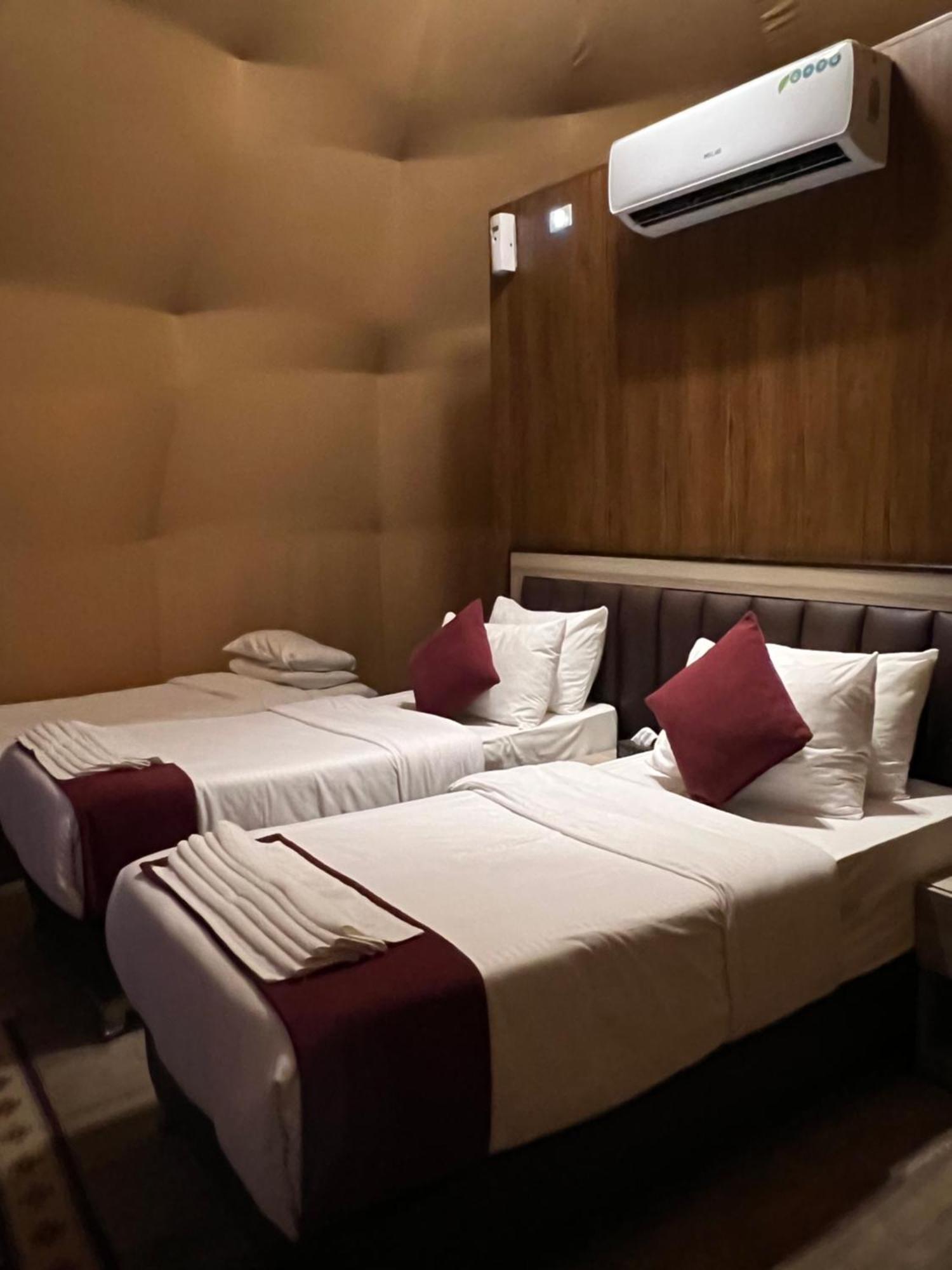 Revan Rum Luxury Camp Wadi Rum Bagian luar foto