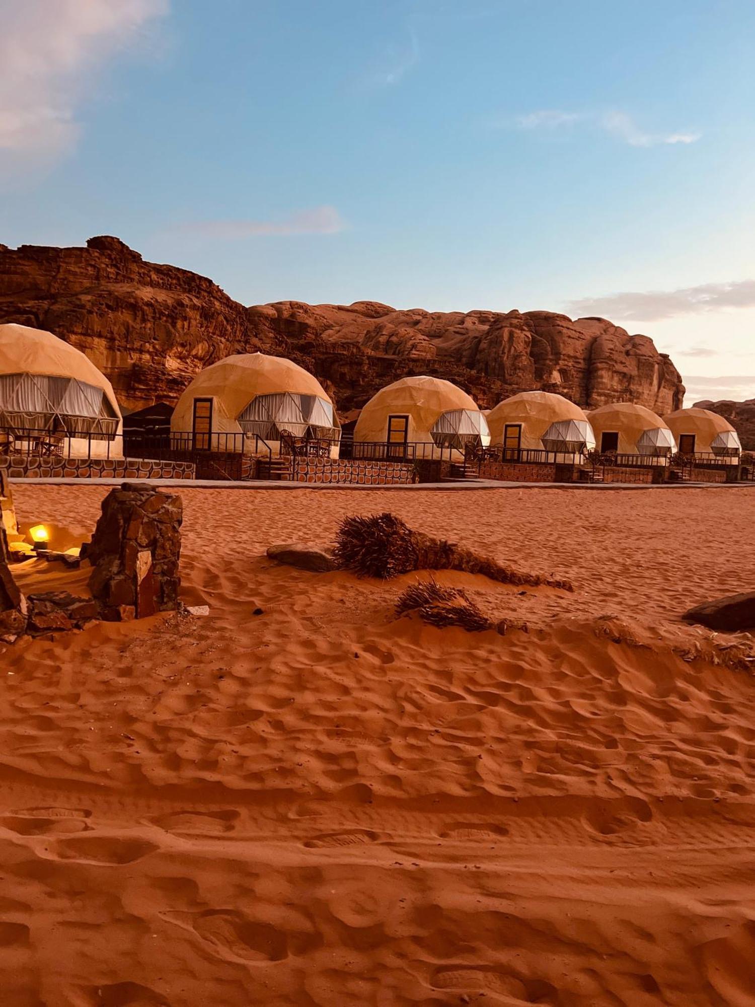 Revan Rum Luxury Camp Wadi Rum Bagian luar foto