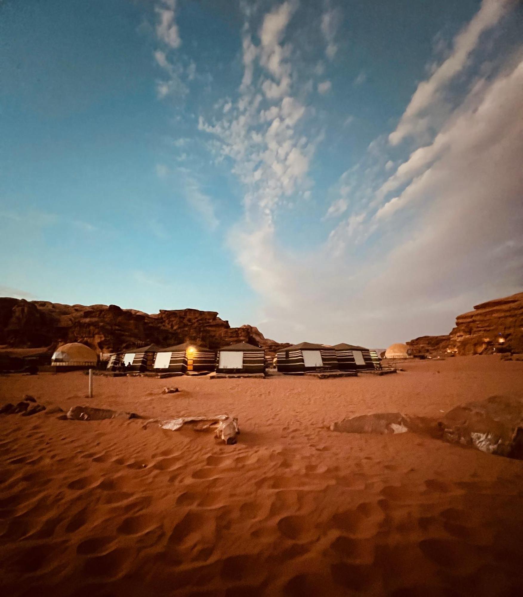 Revan Rum Luxury Camp Wadi Rum Bagian luar foto