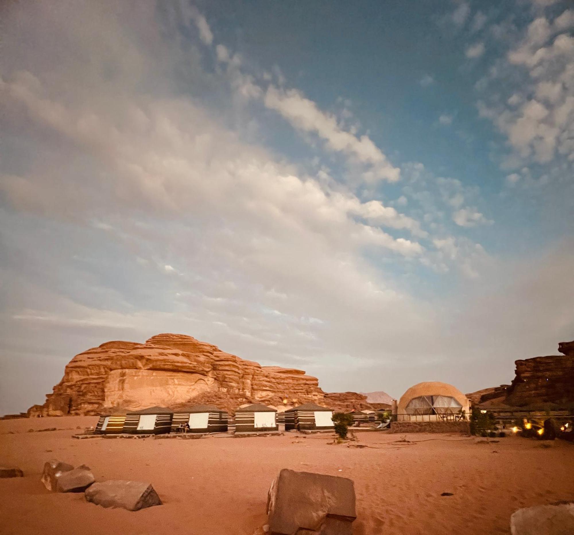 Revan Rum Luxury Camp Wadi Rum Bagian luar foto